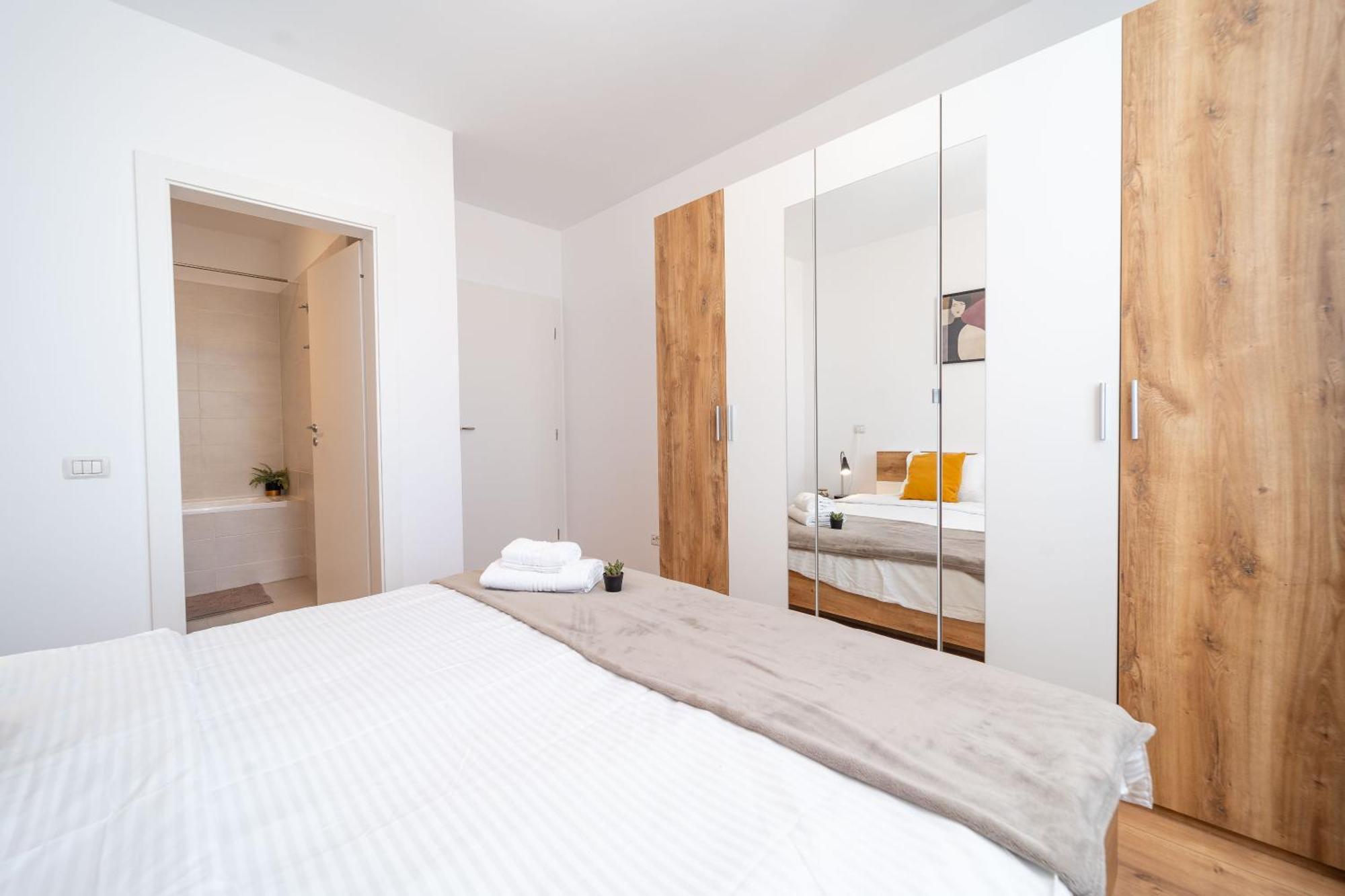 טימישוארה Modern Apollus Avenue - By Openhouse Apartments מראה חיצוני תמונה