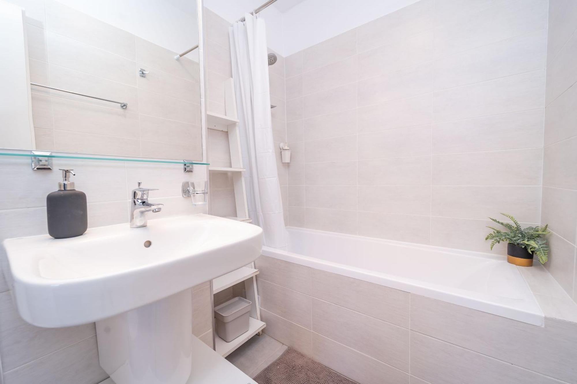 טימישוארה Modern Apollus Avenue - By Openhouse Apartments מראה חיצוני תמונה