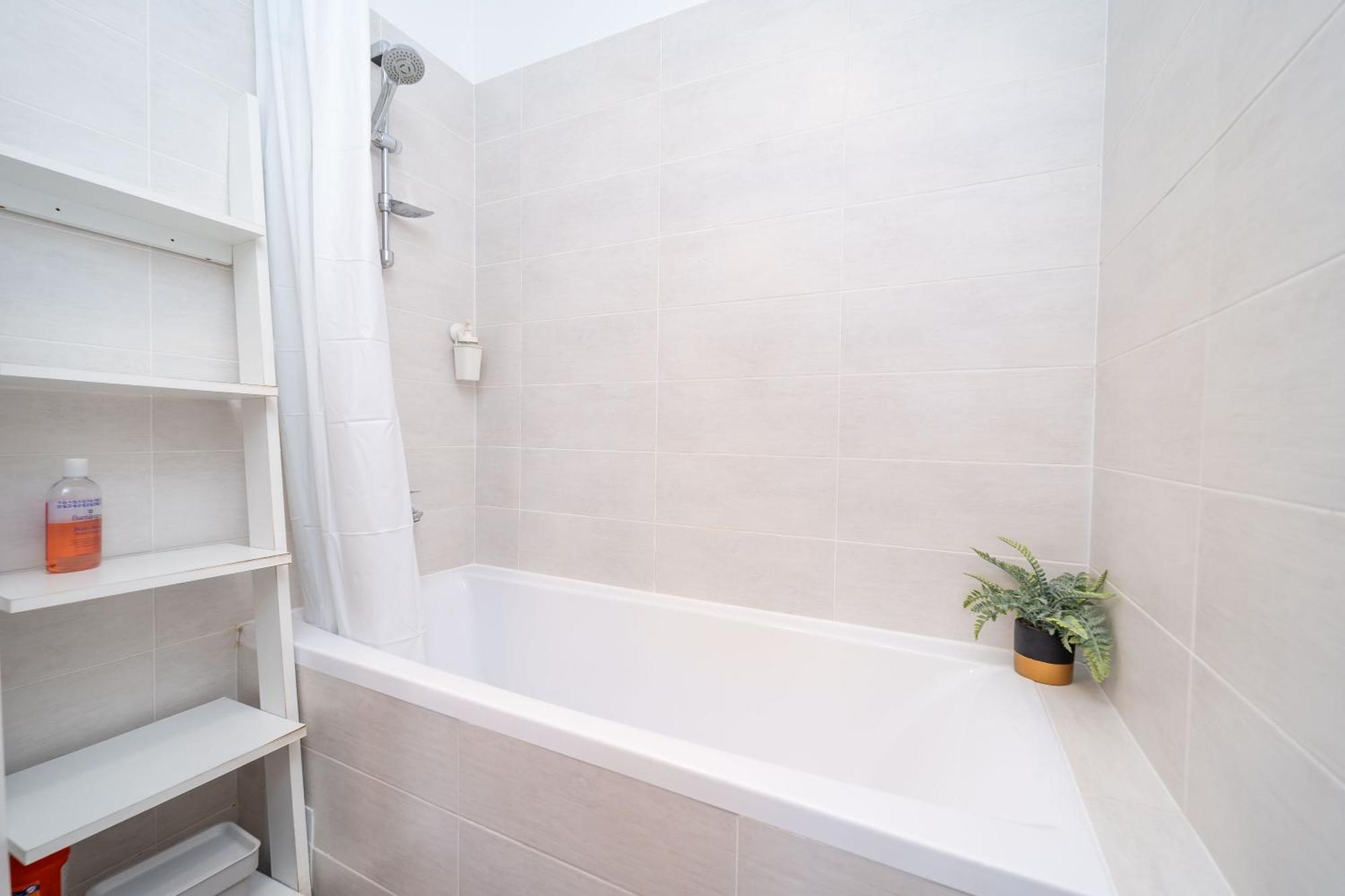 טימישוארה Modern Apollus Avenue - By Openhouse Apartments מראה חיצוני תמונה